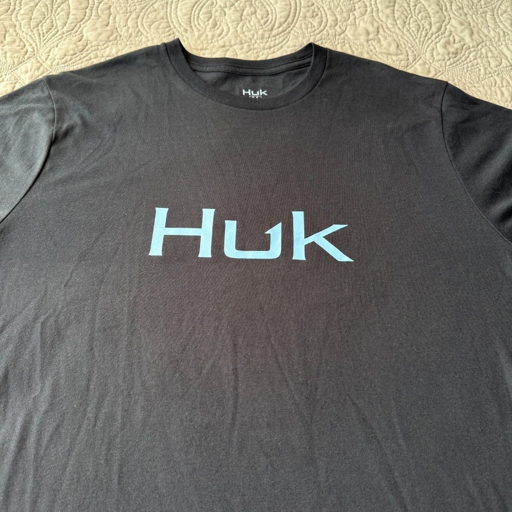 HUK  Men's Medium Black Short Sleeve Tee Cotton Blend T-shirt NWT